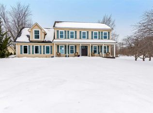 29 Hill Rd, South Hero, VT 05486