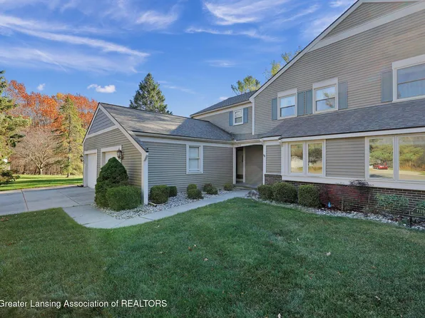 7117 Medallion Dr, Lansing, MI 48917