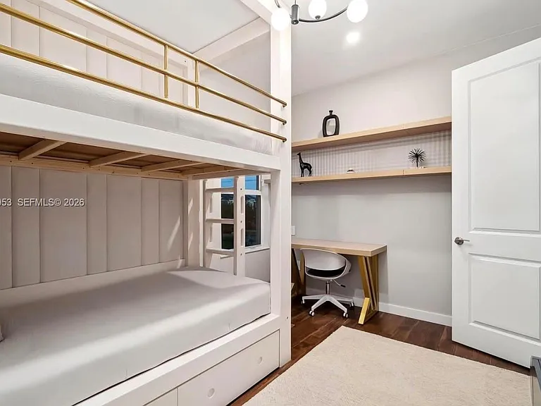 4426 Greenway Dr — Photo 29