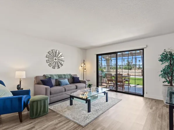 2700 E Mesquite Ave Unit D17, Palm Springs, CA 92264