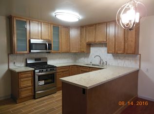 719 54th St APT 1, Oakland, CA 94609