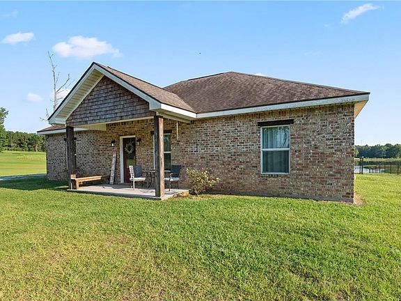 2nd image of 238 Dogwood Ln