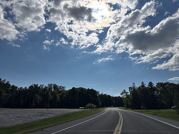 4th image of 18588 County Rd