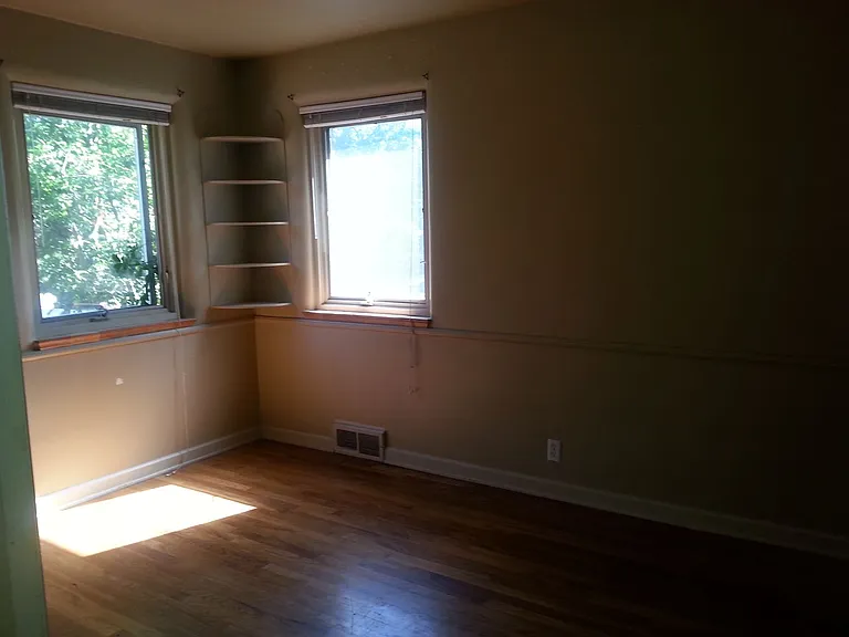 630 S Washington Ave — Photo 4