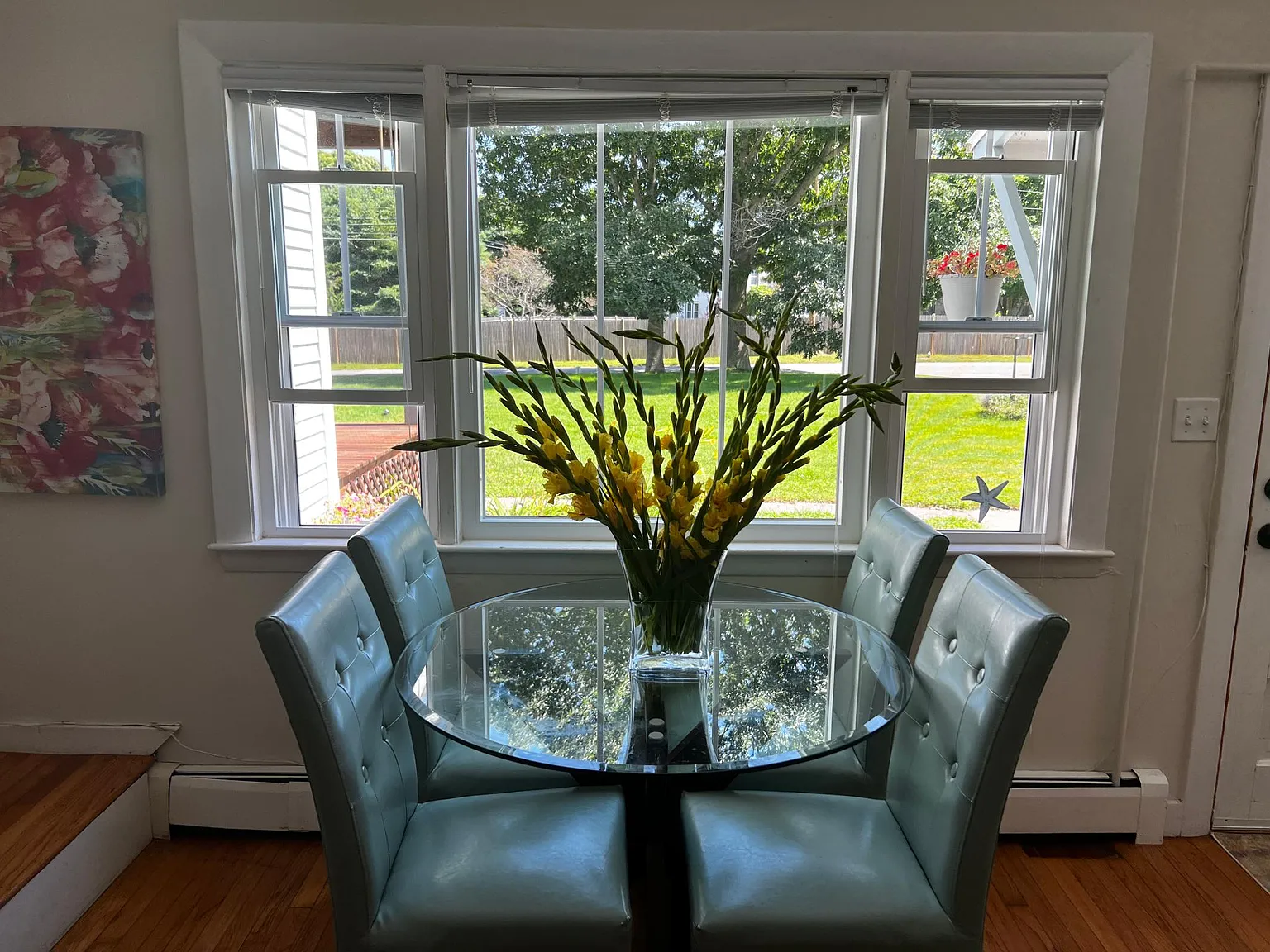 1 Crescent View Avenue — Photo 1