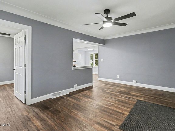 4th image of 5349 Collomore Rd