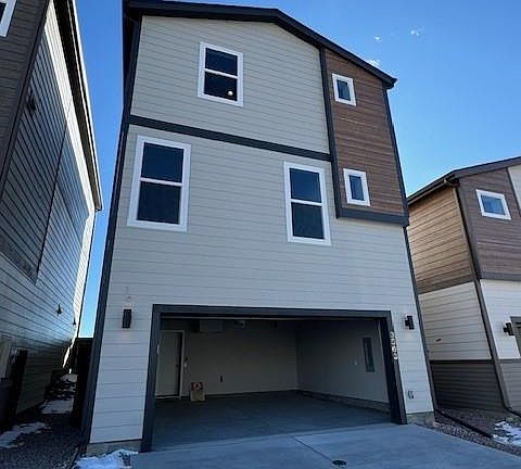 2nd image of 3563 Mission Bay Ct