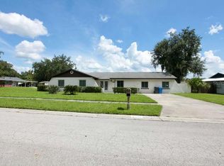 815 Bishop Pl, Seffner, FL 33584