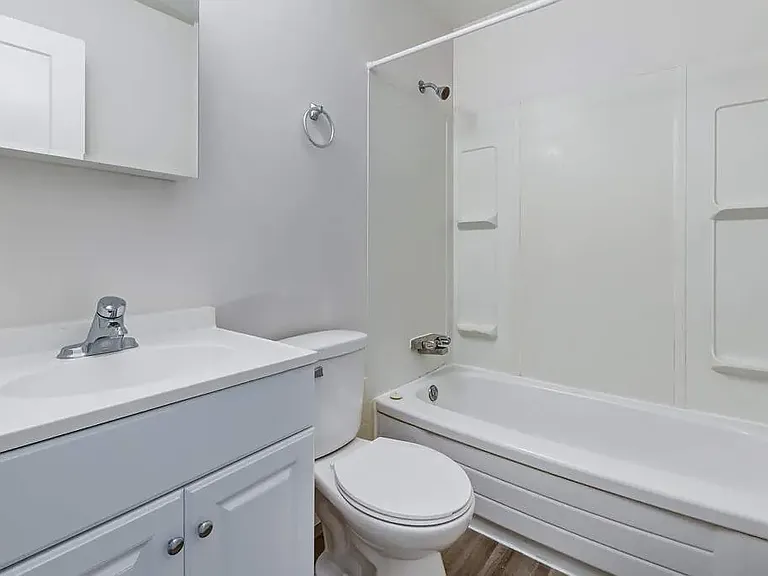 378 Parkview Rd — Photo 19