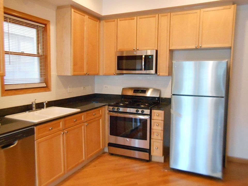 1st image of 1326 W Diversey Pkwy #K2
