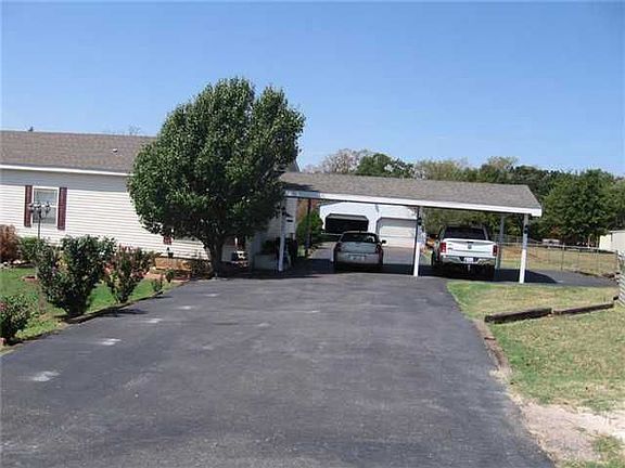 3rd image of 104 Lake View Dr