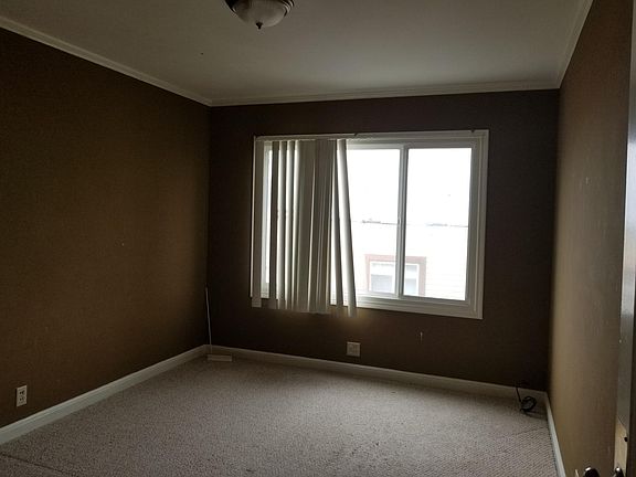5th image of 1901 29th Ave