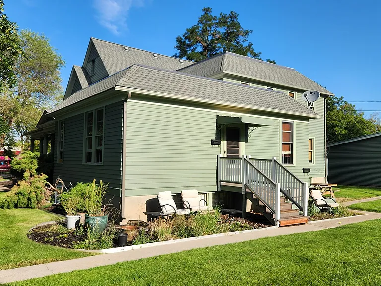 100-106 Daly Ave — Photo 2
