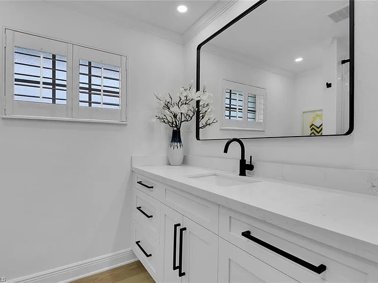 740 Park Shore Dr — Photo 21