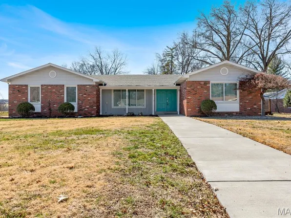 1 Riverbend Pl, Washington, MO 63090