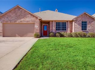1917 Fountain Spray Dr, Wylie, TX 75098