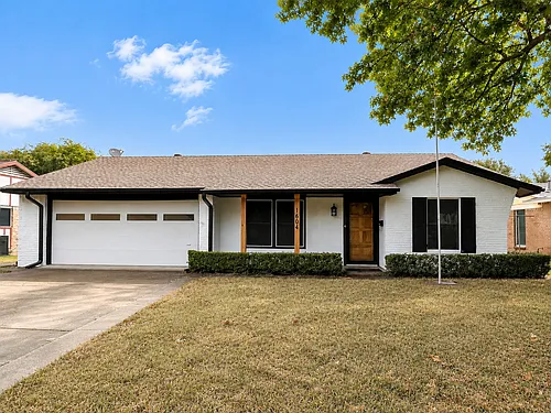 1604 Lorrie Dr Photo 1