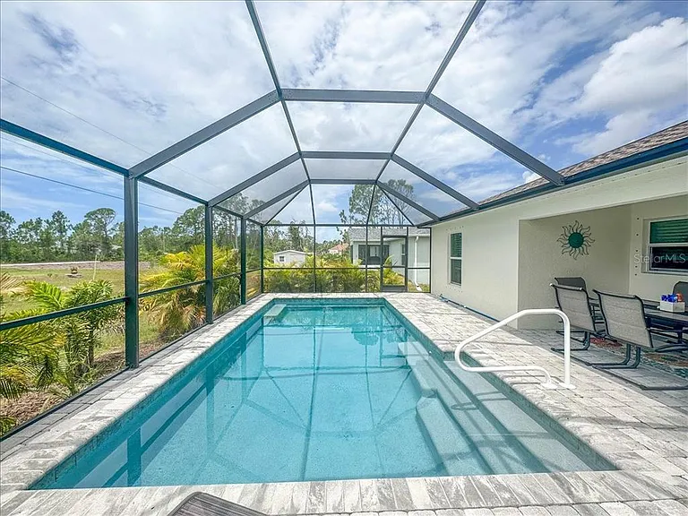 11707 Willmington Blvd — Photo 30