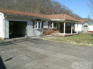 34 Hackathorn Ln, Moundsville, WV