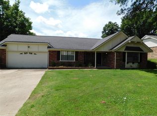 1712 Glendale Rd, Sapulpa, OK 74066
