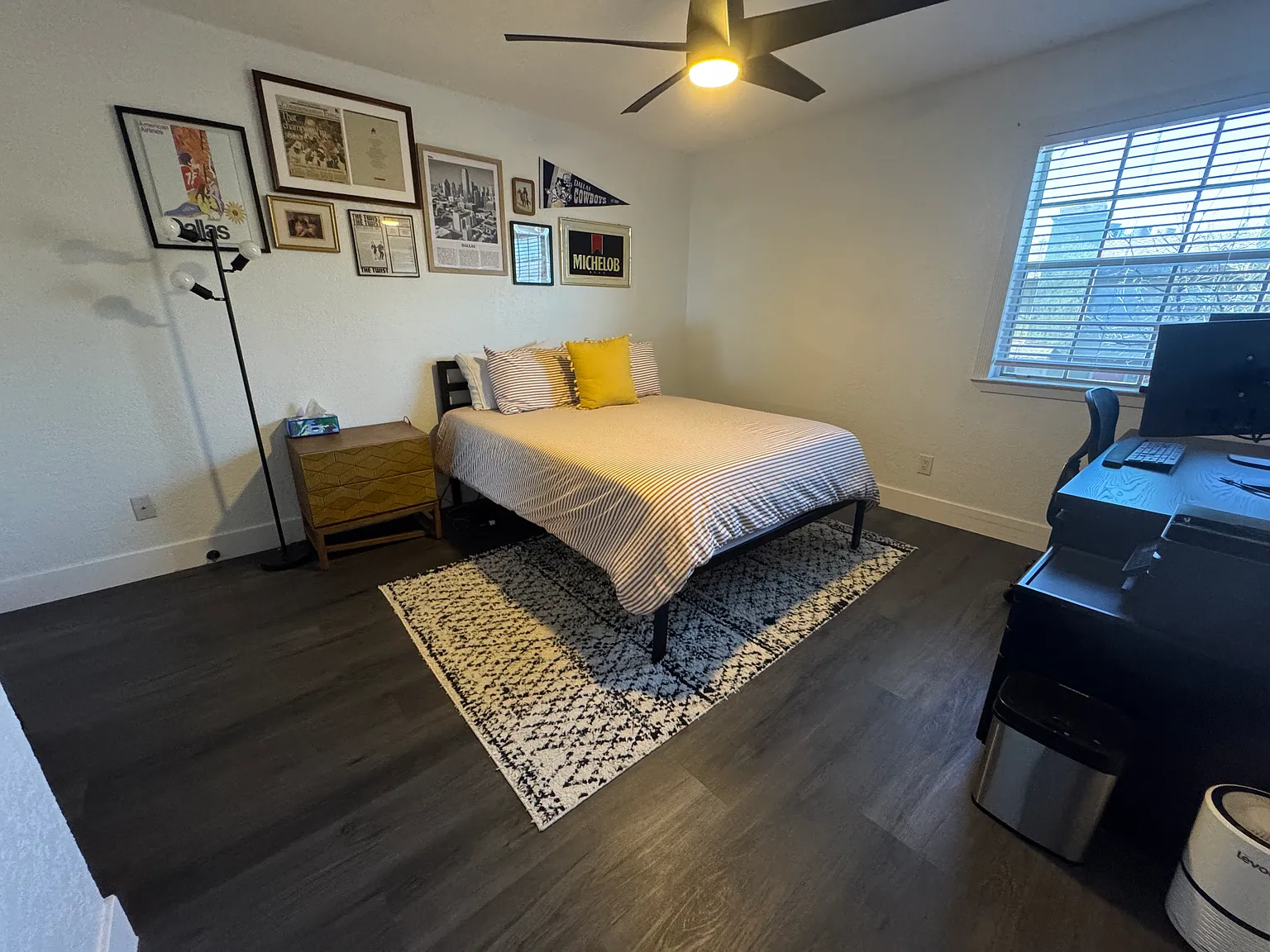 2 bed, 990 sqft, $1,975 — Photo 3
