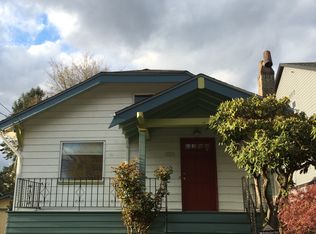 3027 SE Pine St, Portland, OR 97214