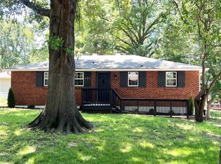 405 NW 88th Ter, Kansas City, MO 64155