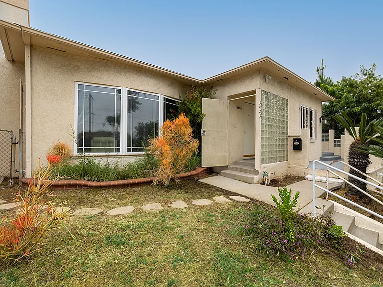 3423 W 84th Pl — Photo 8