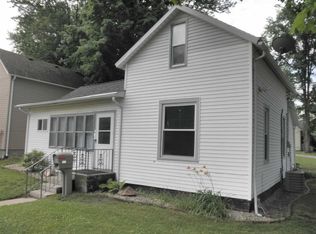902 E Market St, Warsaw, IN 46580