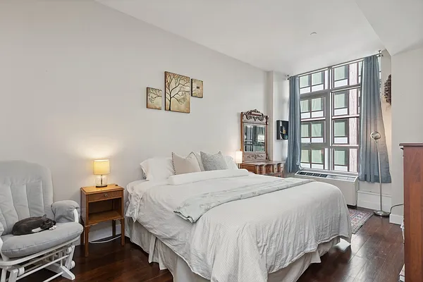 Sold by Corcoran | media 6