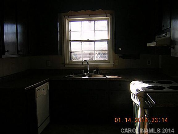 5th image of 604 Windwood Dr
