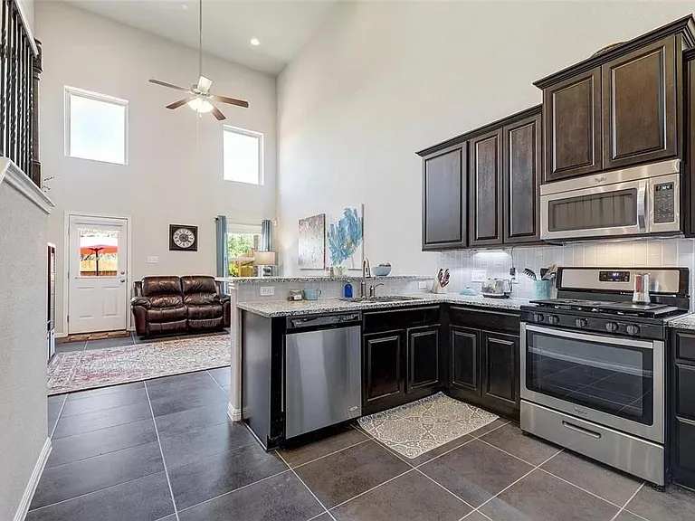 2304 S Lakeline Blvd #213 — Photo 7