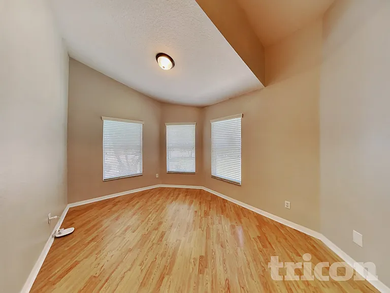 3111 Buckeye Pointe Dr — Photo 4