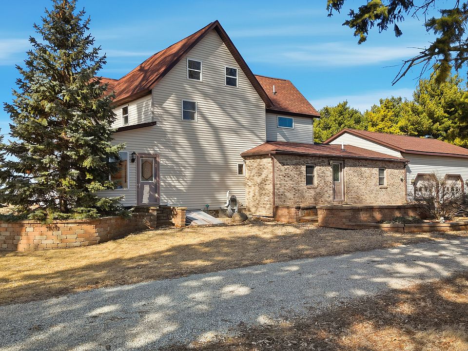 1st image of 382 Keigwin Rd