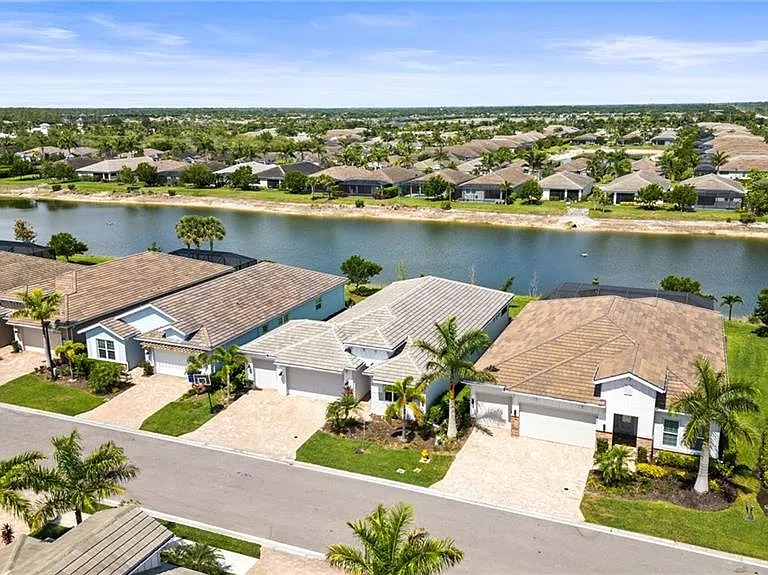 28041 Captiva Shell Loop — Photo 21
