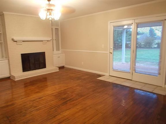 5th image of 369 Missionary Ln