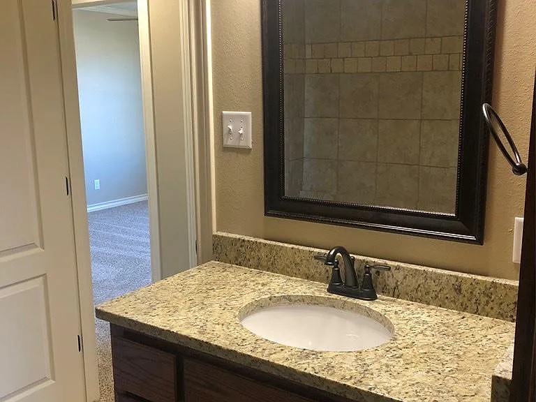 4145 Kensington Crk — Photo 8