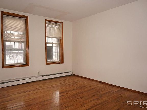 4th image of 890 Nostrand Ave #1