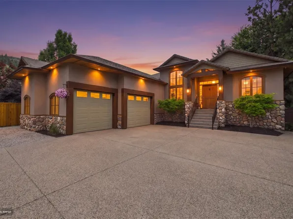 188 Penrose Ct, Penticton, BC V2A 9B6