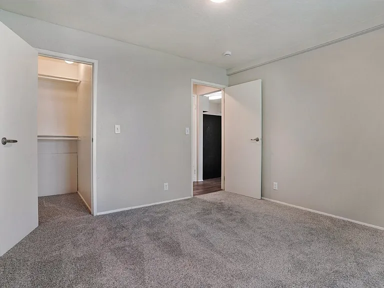 Villas at Vine — Photo 13