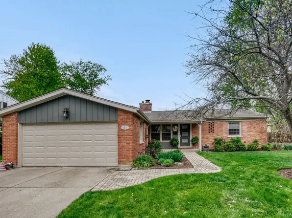 15 N Gibbons Ave, Arlington Heights, IL 60004