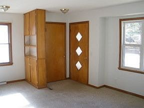 4th image of 1285 Marsh Dr