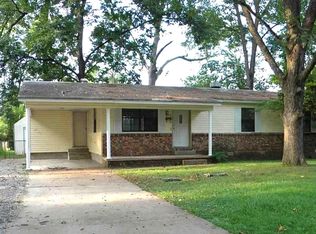 106 Chrisp Ave, Searcy, AR 72143