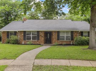 9747 Lanward Cir, Dallas, TX 75238