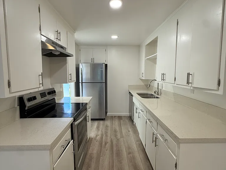 648 Felton Way — Photo 43