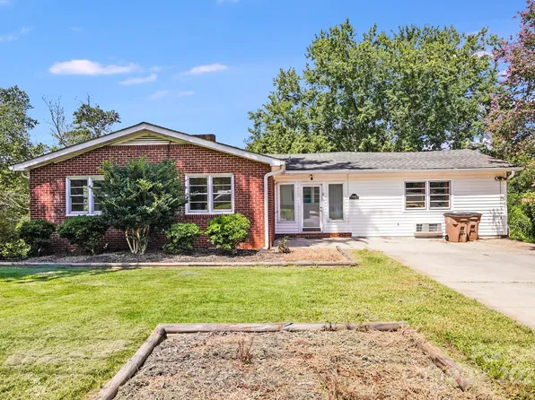 830 Cabaniss Dr, Shelby, NC 28150