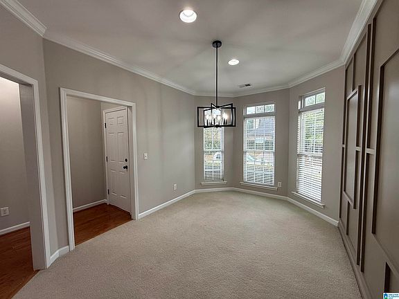 3rd image of 560 Reach Dr