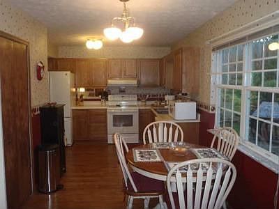 3rd image of 34 Colonial Ct
