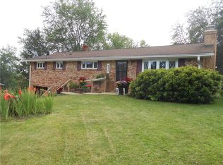 704 New Texas Rd, Pittsburgh, PA 15239