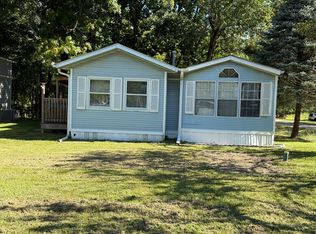 11-250 Woodhaven Lakes, Sublette, IL 61367